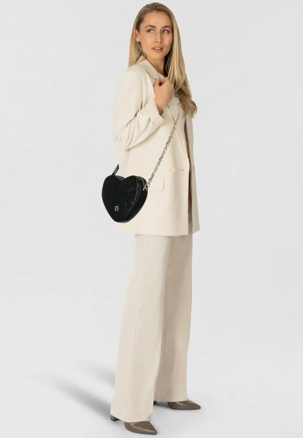 AIGNER Fashion Umhängetasche Leder 19 cm