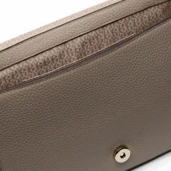 AIGNER Pura Umhängetasche Leder 26 cm