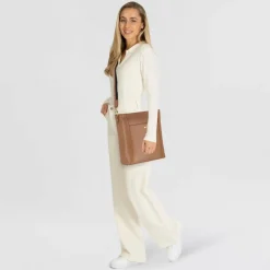 Braun Büffel Hanna Schultertasche Leder 34 cm Laptopfach