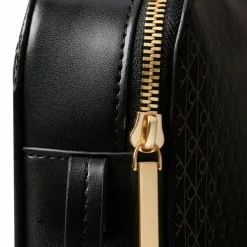 Calvin Klein Aop Umhängetasche 21.5 cm