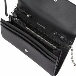 Calvin Klein CK Daily Clutch Geldbörse 19 cm