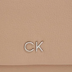 Calvin Klein CK Daily Schultertasche 28 cm