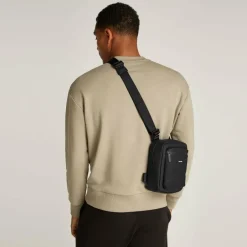 Calvin Klein CK Essential Mini Bag Umhängetasche 17 cm