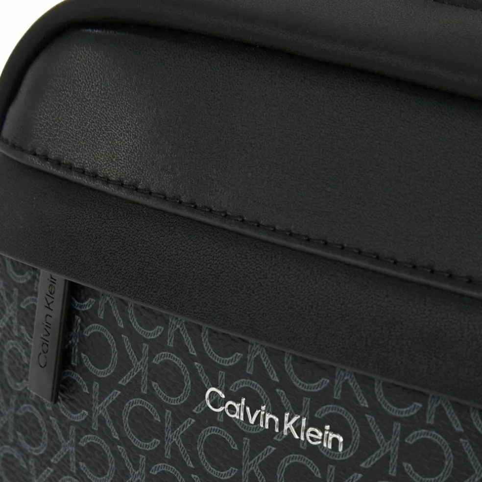 Calvin Klein CK Mixmedia Mini Bag Umhängetasche 16.5 cm