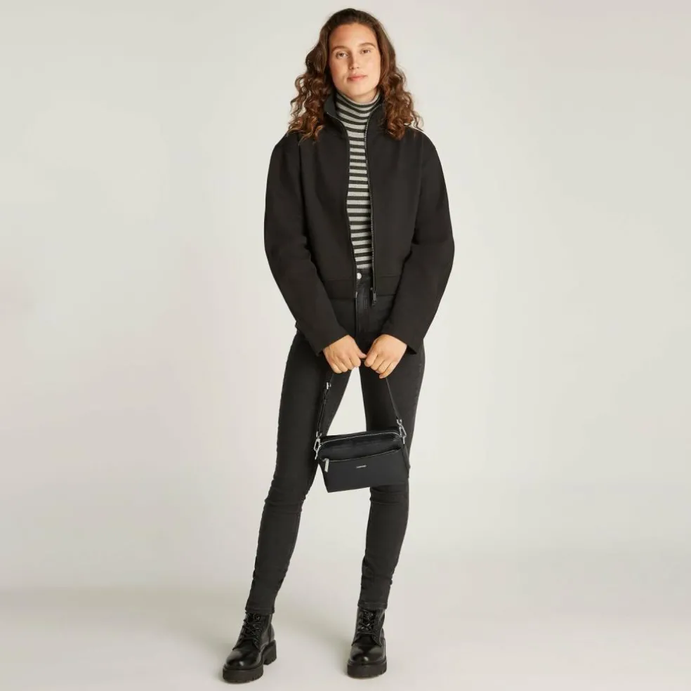 Calvin Klein CK Must Schultertasche 22 cm