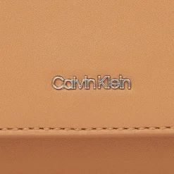 Calvin Klein Ck Must Schultertasche 27 cm