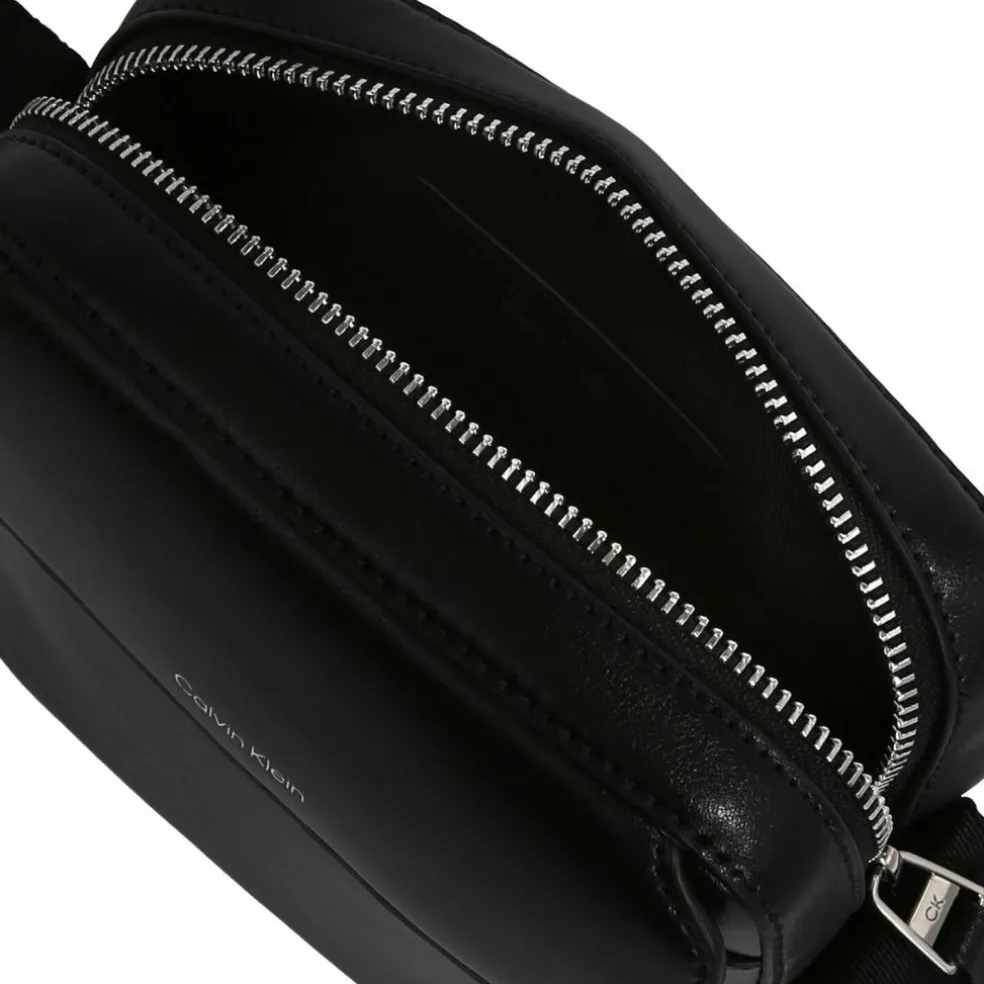 Calvin Klein CK Sleek Umhängetasche 16.5 cm