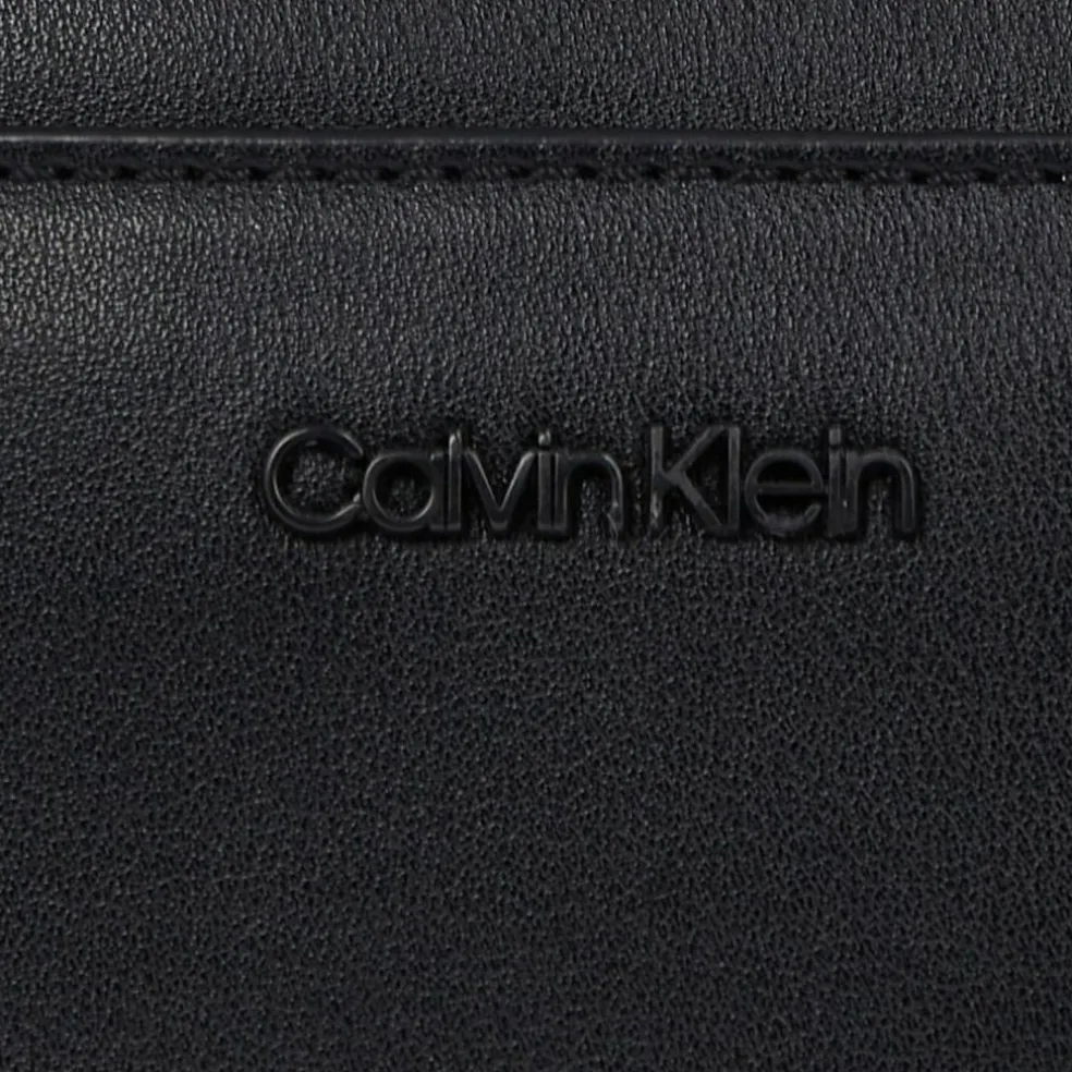 Calvin Klein Clean Essential Umhängetasche 15.5 cm