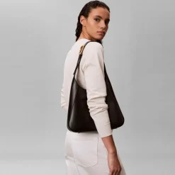 Calvin Klein Hardware Schultertasche 30 cm