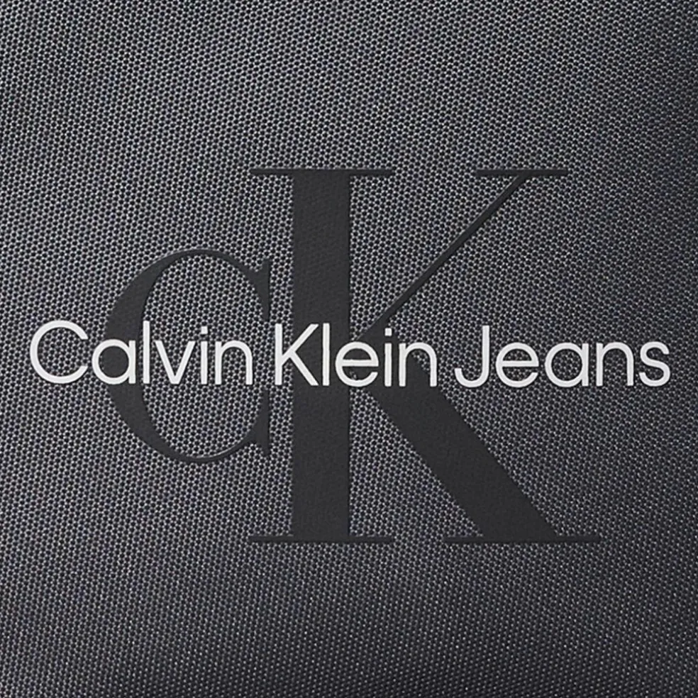 Calvin Klein Jeans Sport Essentials Umhängetasche 21 cm