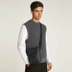 Calvin Klein Jeans Ultralight Umhängetasche 21.5 cm