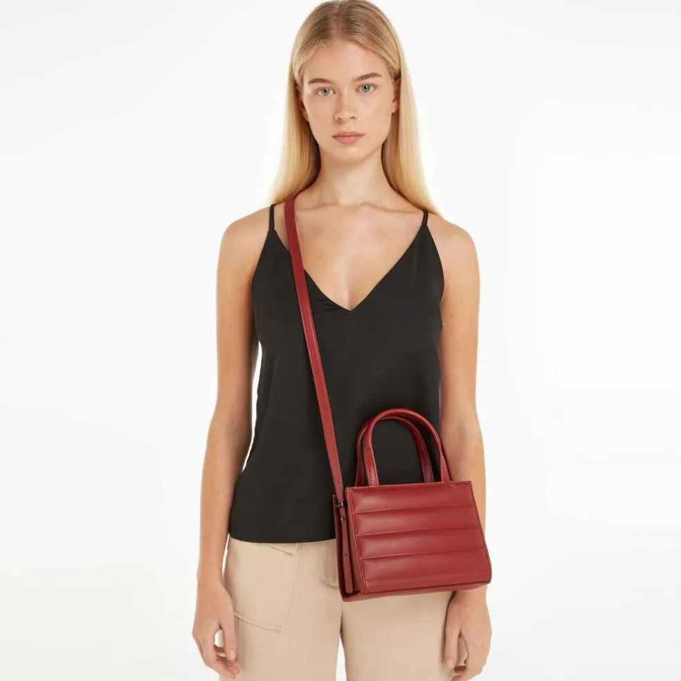 Calvin Klein Line Quilt Handtasche 19.5 cm