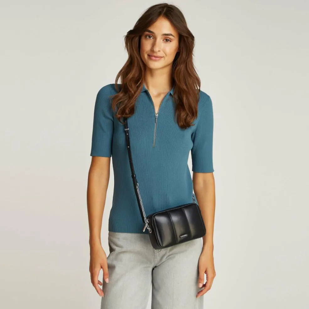 Calvin Klein Line Quilt Umhängetasche 19.5 cm