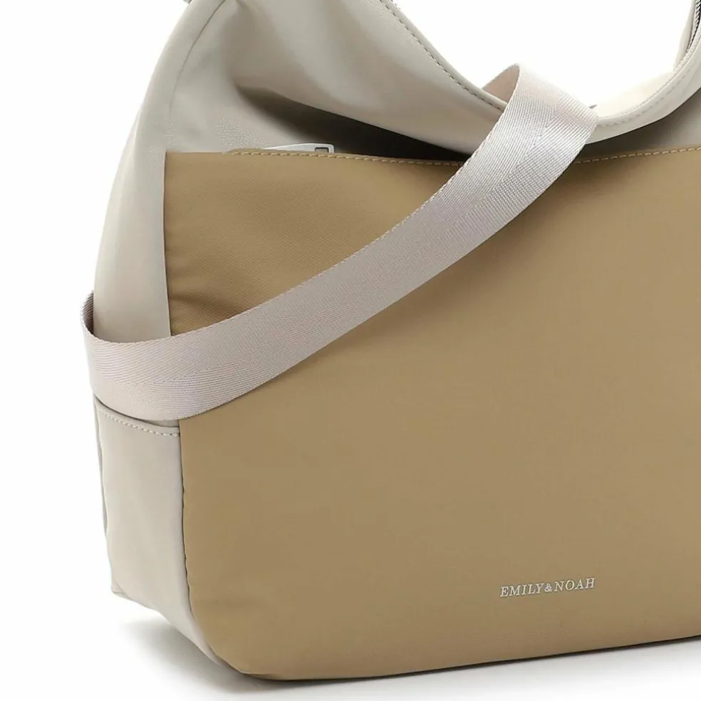 Emily & Noah E&N Bettina Beutel
