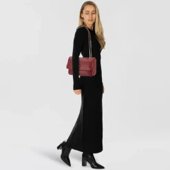 Guess Sunetra Schultertasche 28 cm