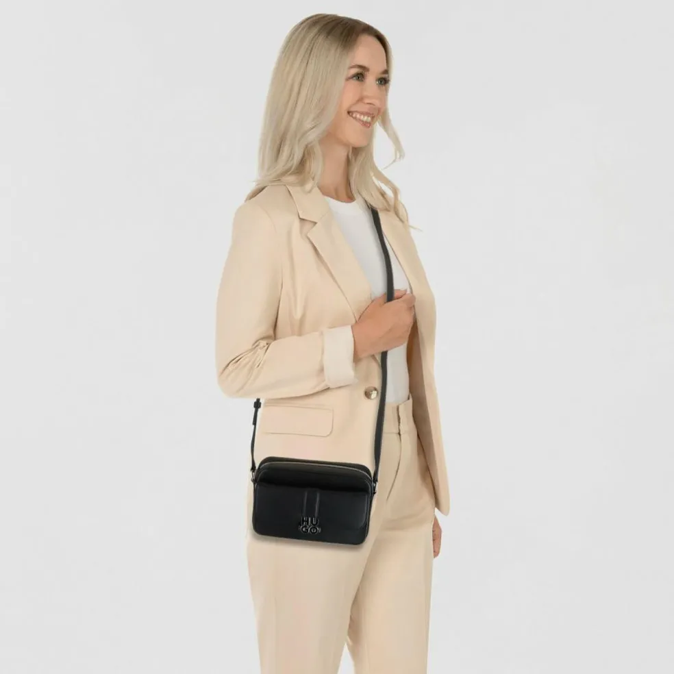 Hugo Melanie Umhängetasche 21 cm