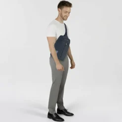 Piquadro Akron Umhängetasche 32 cm