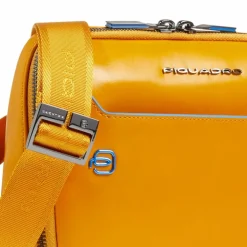 Piquadro Blue Square Umhängetasche Leder 21 cm