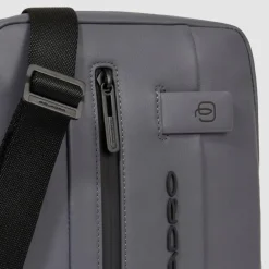 Piquadro Urban Umhängetasche Leder 22 cm
