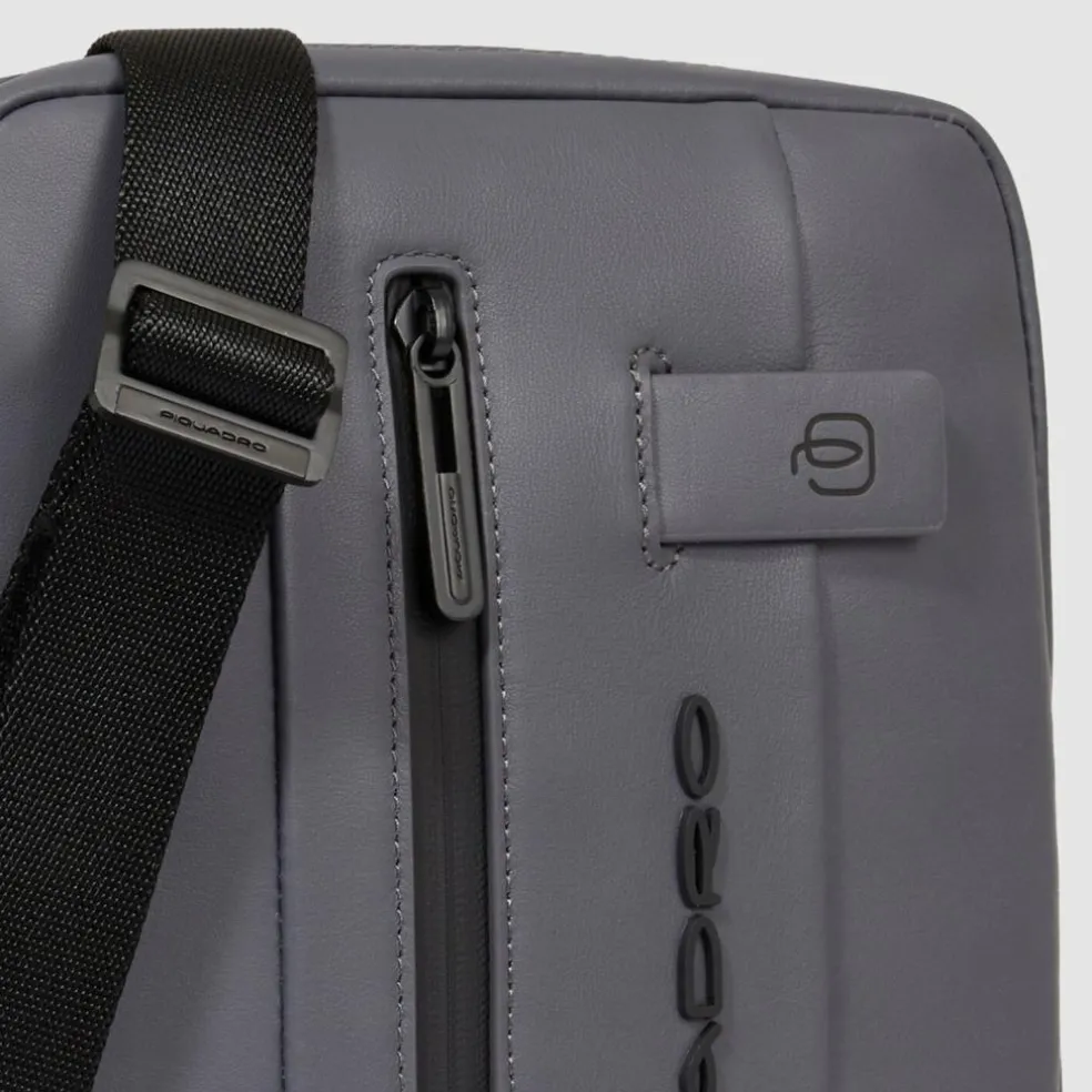 Piquadro Urban Umhängetasche Leder 22 cm